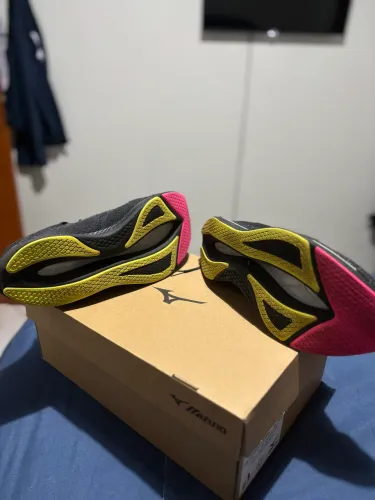 Mizuno Wave Rebellion Flash 2