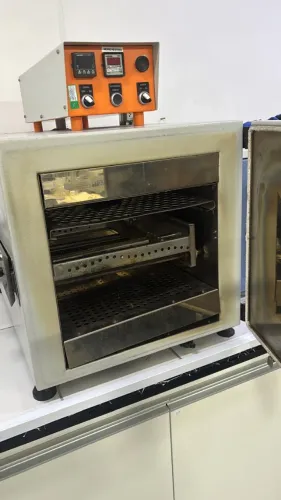 Estufa de secagem para laboratório