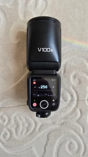 Flash v100 Godox Sony