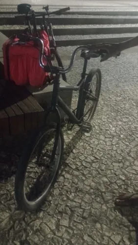 Bike aro 26 toda boa semi nova
