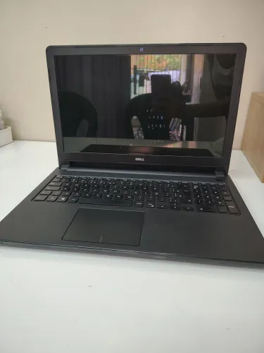 Vendo notebook DELL I3 