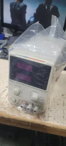 Fonte de Bancada Hikari 