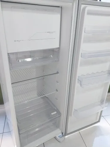 Geladeira Electrolux Frost Free 