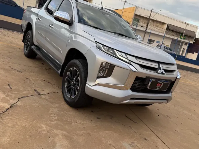 Mitsubishi L200 Triton Sport HPE 2.4 CD Diesel Aut. 2023