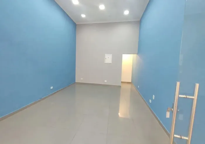 Loja na Rua Vinte e Quatro de Maio, 77 - Loja13  20 m²