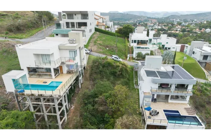 "Terreno 600m² em Escarpas do Lago, MG - Oportunidade!"