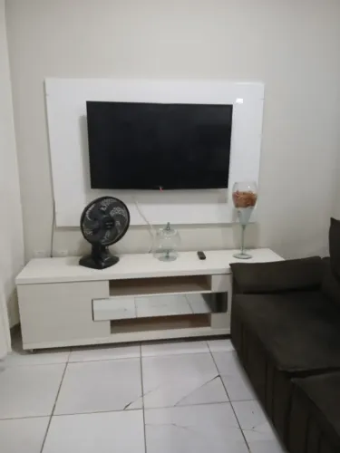 rack mais painel de parede para tv em perfeito estado motivo venda viajem ( negociavel)