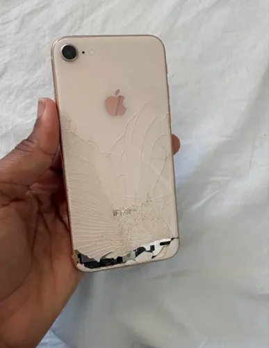 iPhone 8
