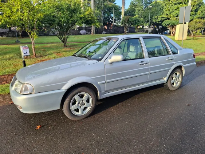Volkswagen Santana 2.0 MI 2P E 4P 2000