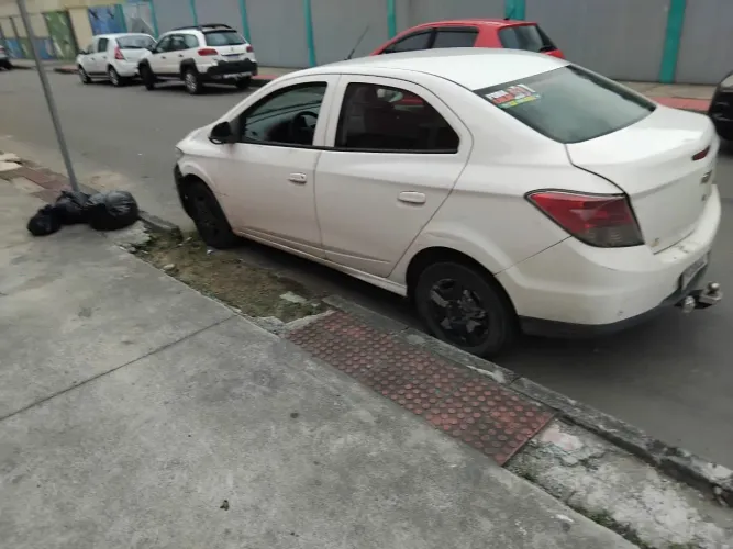 Chevrolet Prisma Sed. LT 1.0 8V Flexpower 4P 2015