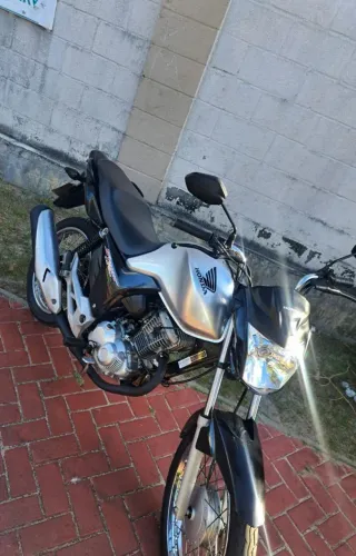 Vendo essa linda Start 2023, bem cuidada.