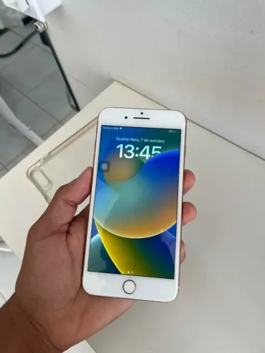 iPhone 8 Plus