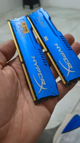 Memória DDR3 2x8 1600 hz Hyperx
