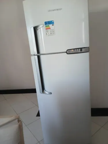 Geladeira BRASTEMP 352 l