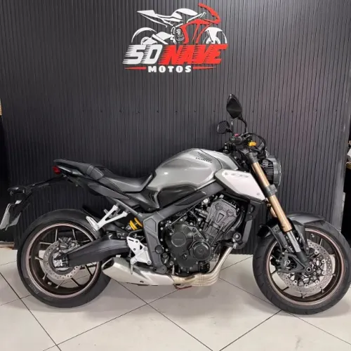 Honda CB 650r 2021