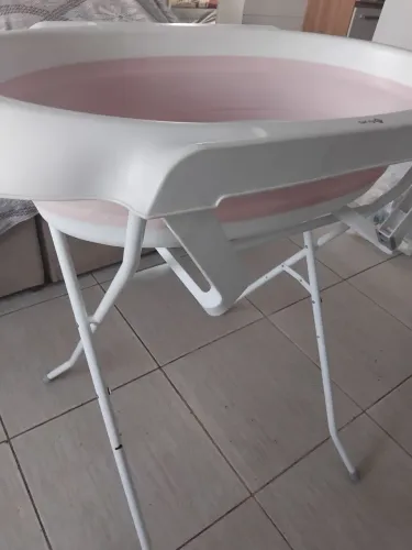 Vende banheiro com suporte e cadeira de alimentação de bb