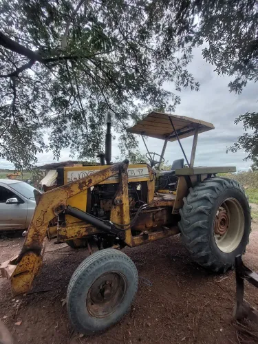 Trator CBT 8060