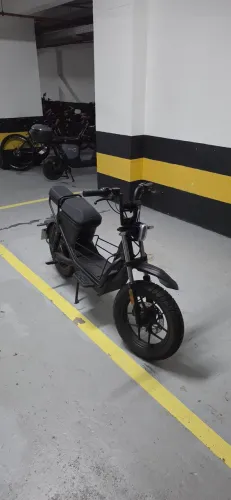 Scooter Elétrica Bee Mini Trail