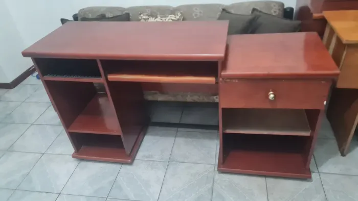 Mesa para computador I usado