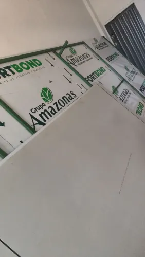 VENDO UMA  FACHADA EM ACM NA COR CINZA ESCURO NO TAMANHO DE 8.0 X 1.90