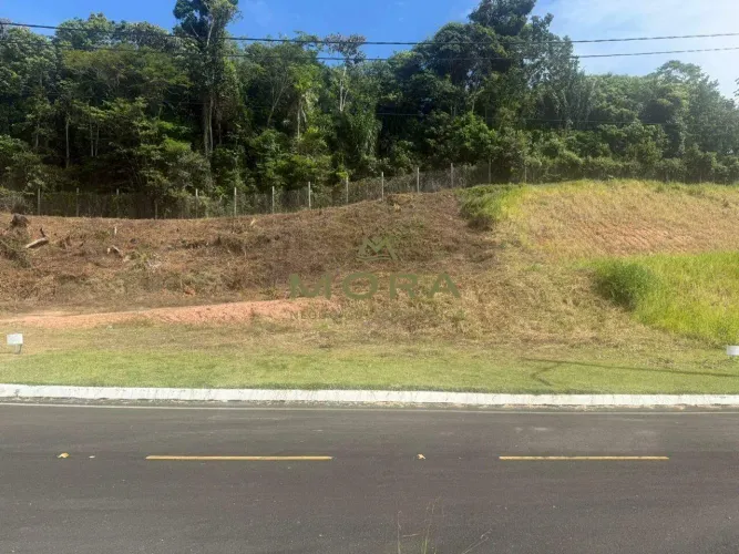 LOTE À VENDA NO CIDADELLE PRAIA DO SUL