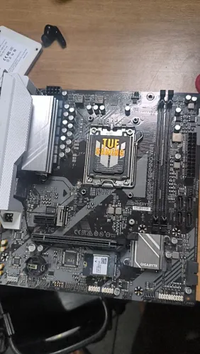Placa mãe am5 b650m gigabyte