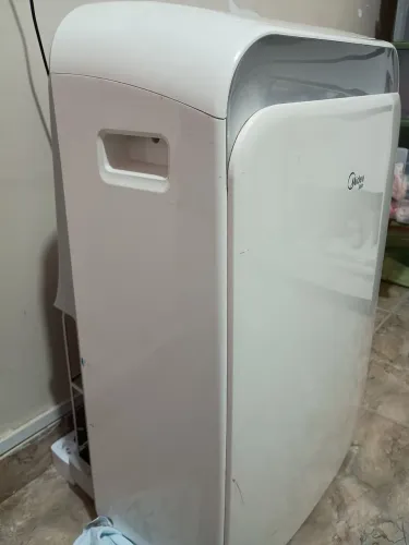 Ar-condicionado Portátil Midea Liva 12000 BTU