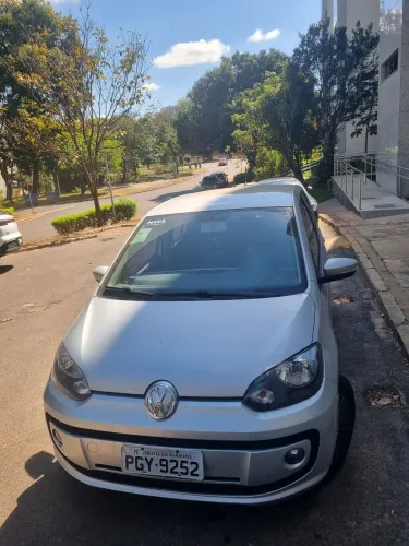 Volkswagen Up! Move 1.0 TSI Total Flex 12V 5P 2016