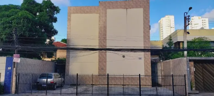 Apartamento 1 Quarto | R$ 800 + Condomínio R$ 250 | Térreo | Pronto para Morar