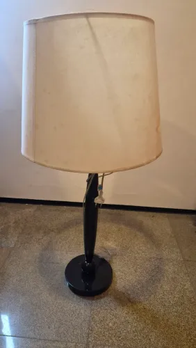 Abajour com cúpula de tecido