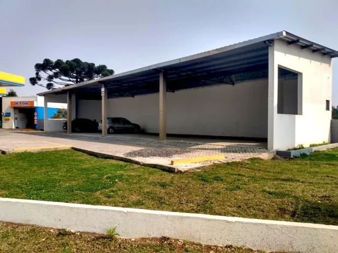 Loja em posto na entrada de Campo Largo!