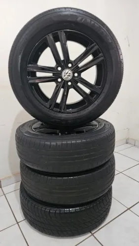 Jogo de rodas aro 15 Black (cinco furos)