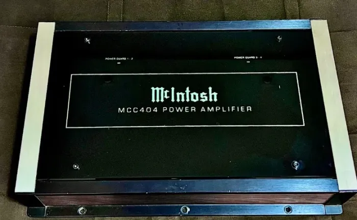 Amplificador Mcintosh MCC404