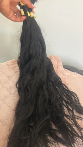 Cabelo brasileiro 65 cm ondulado 200 gramas . 2000 mil reais