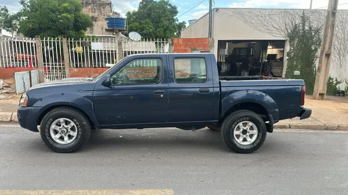 Nissan Frontier Se/se Strik/one CD 4X4 2.8 Dies 2005