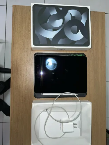 iPad Air 5 M1 64GB + Apple Pencil 2 | Caixa Original | Estado de Novo | iOS 26 | R$ 3.450