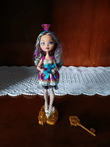 Boneca Maddie EAH - RESERVADO