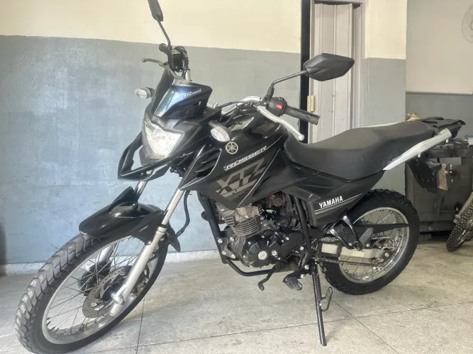 Crosser 150 2022 em bom estado 