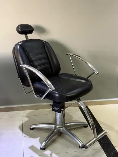 Cadeira profissional Marri barbeiro ou salão