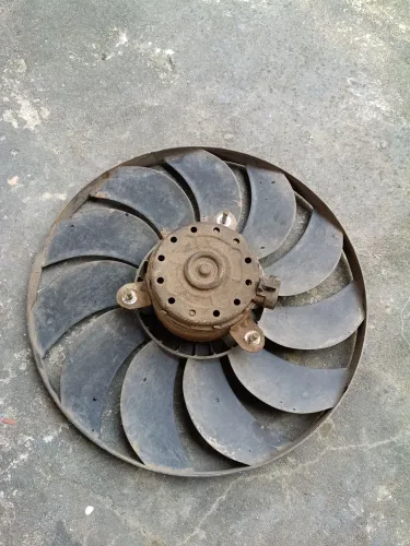 Eletro ventilador Ford Fiesta Semi Novo
