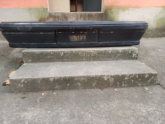 Para choque traseira original Monza tubarão
