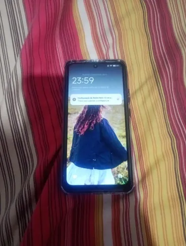 Xiaomi Redmi Note 13 com 128 gb. Celular smartphone.