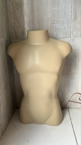 Manequim masculino 
