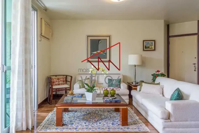 Apartamento : / Residencial / Lagoa
