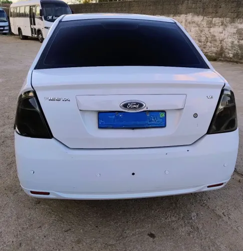 Ford Fiesta Sed. 1.6 8V Flex 4P 2013