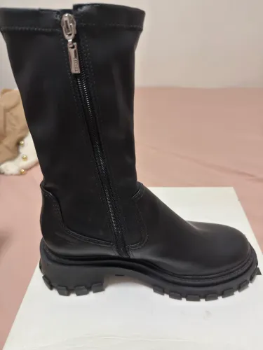 Bota Schutz