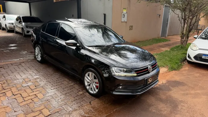 Volkswagen Jetta Highline 2.0 TSI 16V 4P Tiptronic 2017