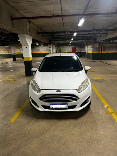 Ford Fiesta 1.6 16V Flex Mec. 5P 2015