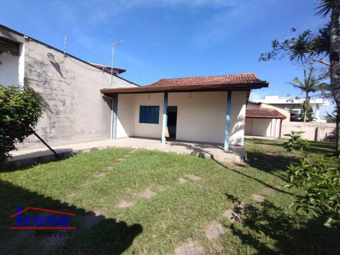 Casa com 3 dormitórios para alugar, 99 m² por R$ 3.700,00/mês - Centro - Itanhaém/SP