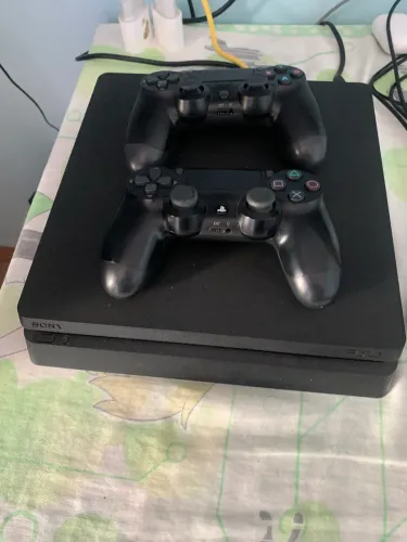 Ps4 slim 1 tera